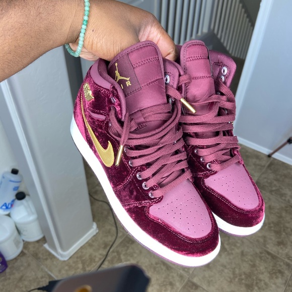 SOLD ON OFFERUP - Picture 3 of 3